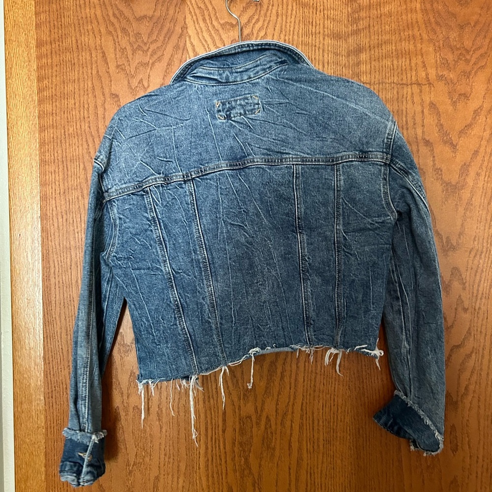 Cropped denim jacket - Picture 3 of 3